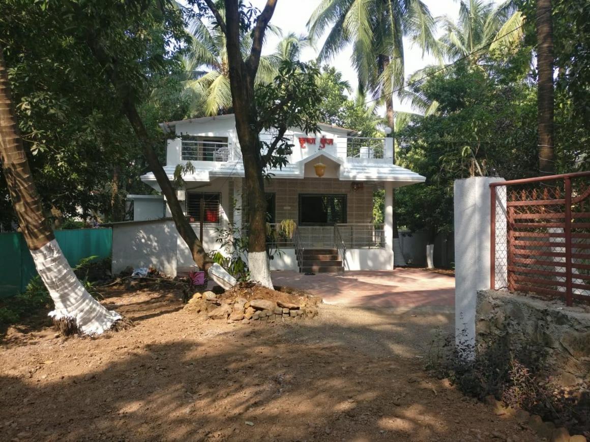 Krushna Kunj Holiday Home Алибаг Екстериор снимка